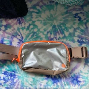 lululemon belt bag